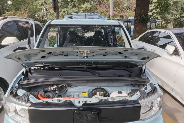 五菱汽车 宏光MINIEV 2020款 自在款 三元锂机舱底盘24