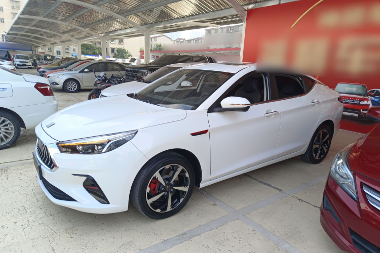 思皓A5 2021款 1.5T CVT尊贵智联型车身外观4