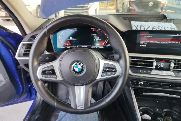 宝马3系 2022款 320Li M运动套装局部细节13