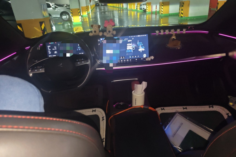 小鹏P7 2023款 P7i 702 Pro中控内饰12