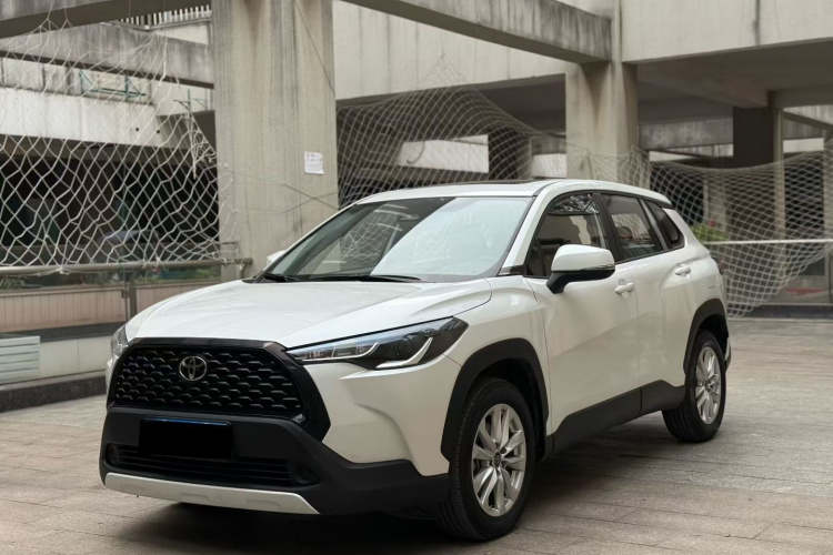 丰田 卡罗拉锐放 2023款 2.0L 精英版车身外观6002