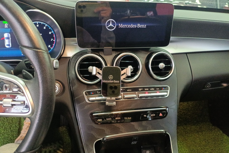 奔驰C级 2019款 C 260 L 运动版局部细节16