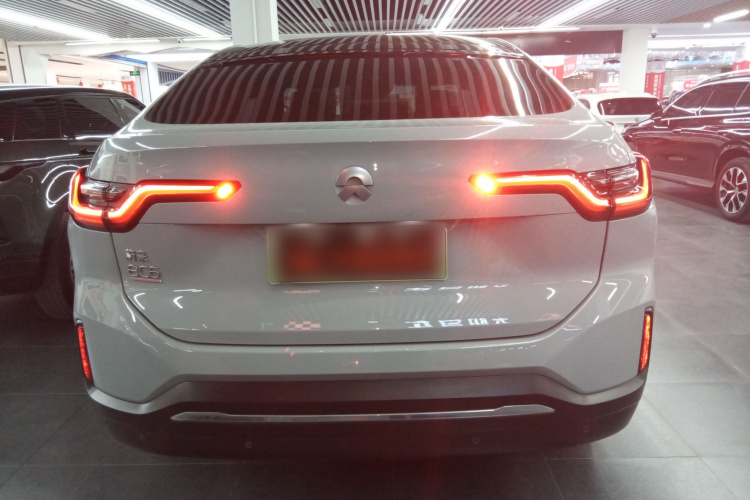 蔚来EC6 2022款 75kWh 运动版车身外观6004