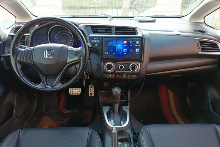 本田 飞度 2018款 1.5L CVT潮跑+版中控内饰7002