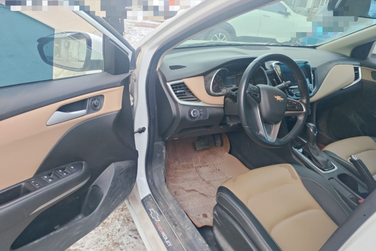 雪佛兰 科鲁泽 2022款 320 自动悦享天窗版中控内饰20