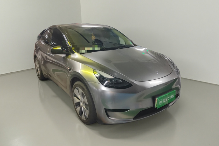 特斯拉 Model Y 2022款 后轮驱动版车身外观3