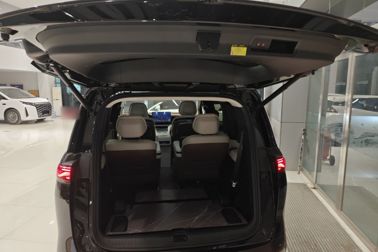 比亚迪 夏 2025款 DM-i 1.5T 180km 超越型局部细节23