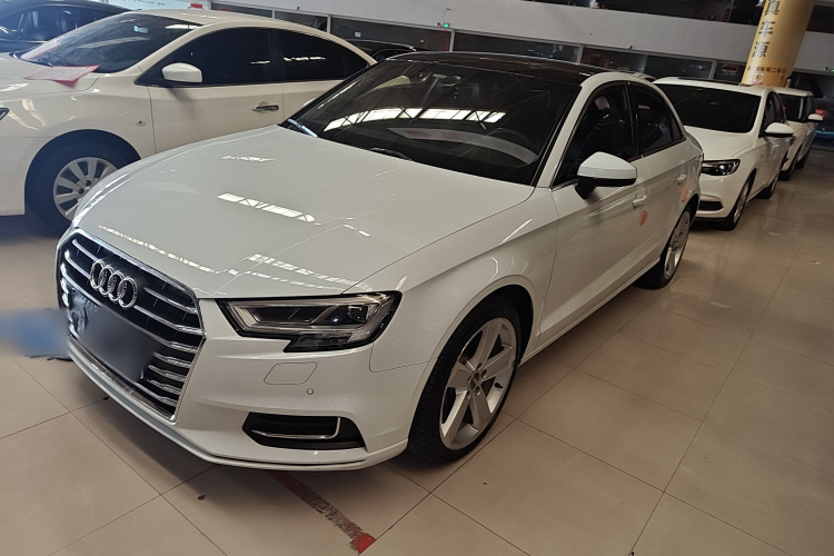 奥迪A3 2019款 Limousine 35 TFSI 风尚型 国VI车身外观1