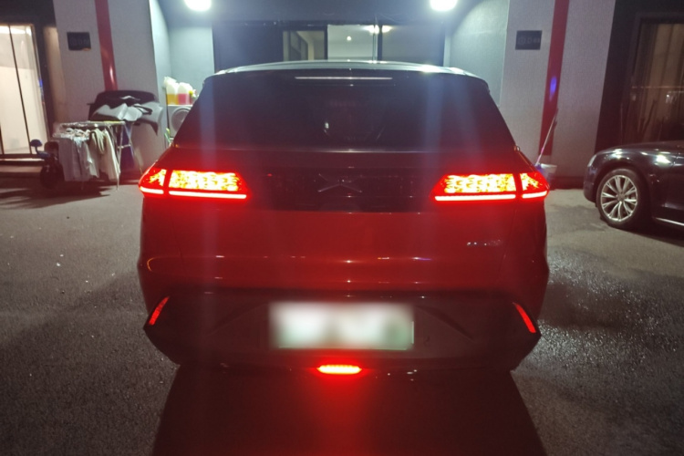 小鹏G3 2019款 悦享版车身外观6