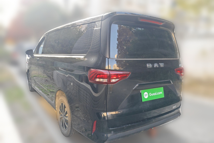 BAW北汽制造 锐胜王牌M7 2023款 2.0L 长轴创富型 7座车身外观6003