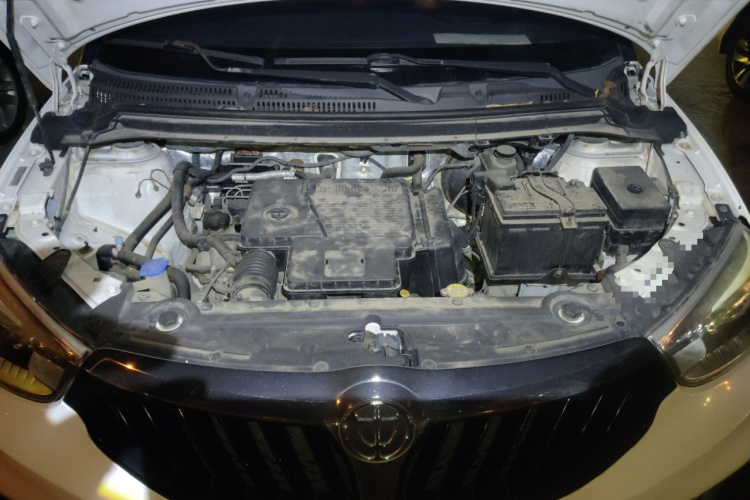 中华V3 2015款 1.5L 手动精英型局部细节24