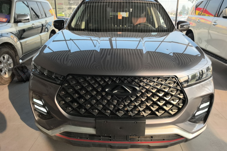 奇瑞 瑞虎7 2023款 超能版 1.5T CVT超能卫士车身外观2