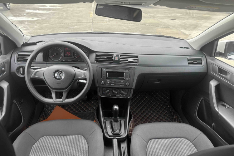 大众 桑塔纳 2021款 1.5L 自动风尚版中控内饰7003