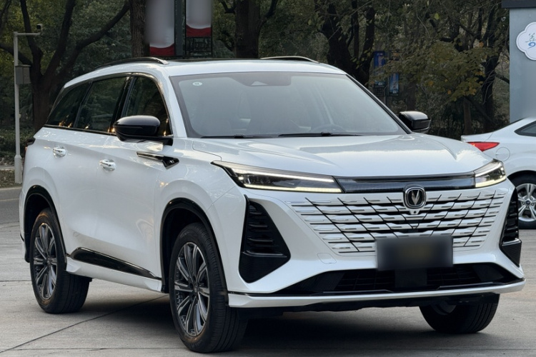 长安CS75 PLUS 2024款 第三代 冠军版 1.5T 智驾劲航型车身外观6006