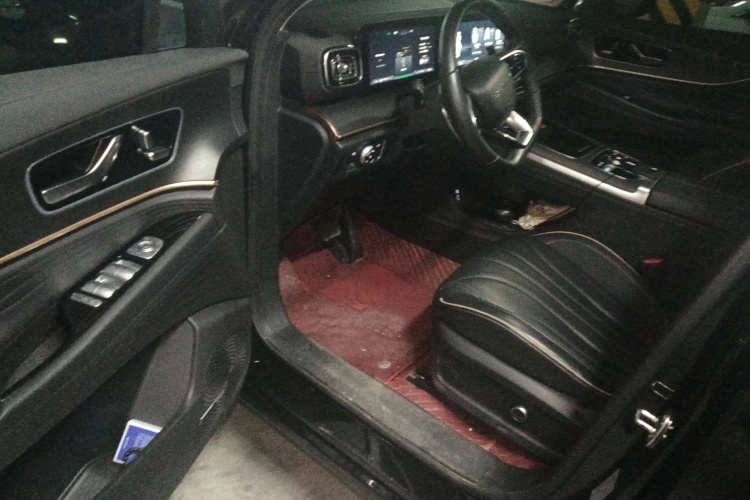 奇瑞 瑞虎9 2023款 2.0T 自动两驱豪华版 7座中控内饰7003