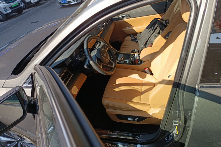 理想汽车 理想ONE 2020款 增程6座版局部细节19