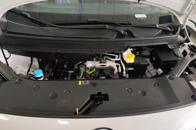 埃安 AION Y 2025款 Plus 610 智享版机舱底盘24