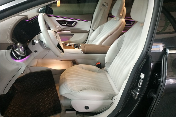 奔驰EQS 2022款 改款 450+ 先锋版局部细节19