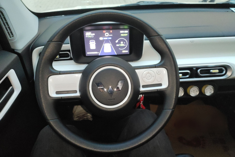 五菱汽车 宏光MINIEV 2024款 第三代 215km 青春版中控内饰13