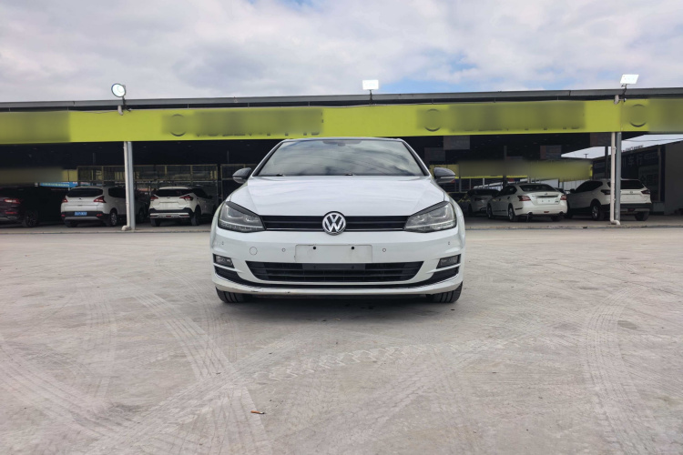 大众 高尔夫 2017款 230TSI 自动豪华百万辆纪念版车身外观2