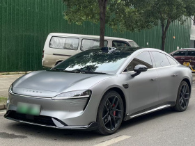 鸿蒙智行 智界S7 2024款 Ultra 四驱旗舰版