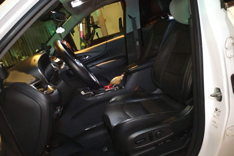 雪佛兰 探界者 2017款 550T 自动四驱捍界版局部细节19