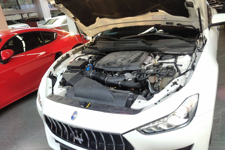 玛莎拉蒂 Ghibli 2021款 2.0T 锋芒版局部细节24