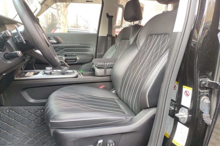 坦克300 2021款 越野版 2.0T 挑战者中控内饰19