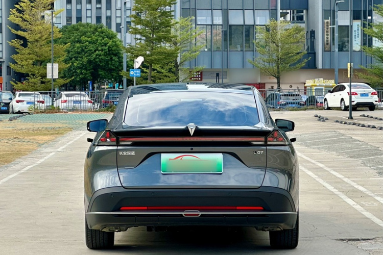 深蓝汽车 深蓝L07 2026款 660Max华为乾崑智驾 ADS SE版车身外观6004