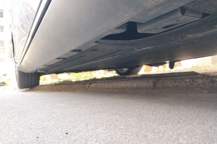 比亚迪 汉 2021款 EV 标准续航版豪华型局部细节9003