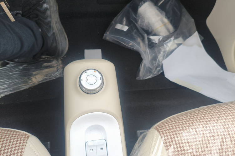 五菱汽车 宏光MINIEV 2024款 第三代 215km 青春版局部细节18