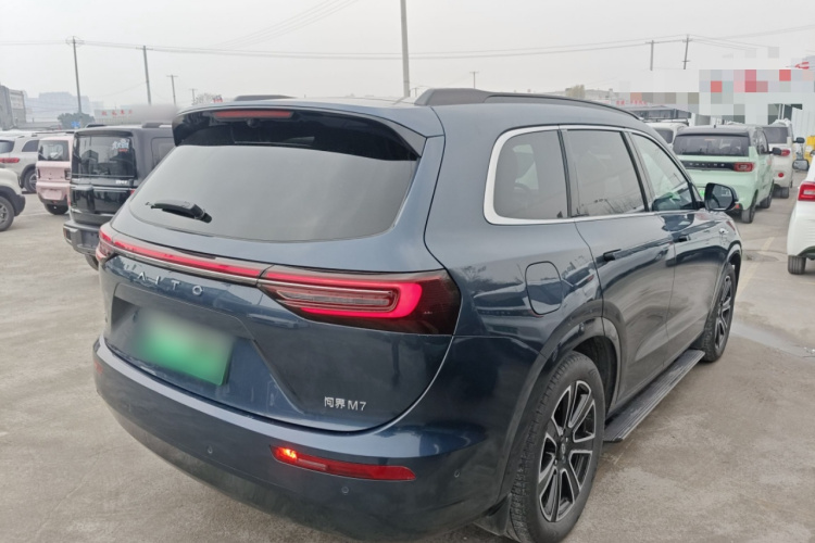 鸿蒙智行 问界M7 2024款 1.5T 智驾后驱Ultra版 6座车身外观6005