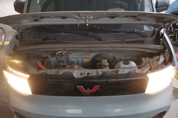 五菱汽车 宏光MINIEV 2020款 自在款 三元锂机舱底盘24