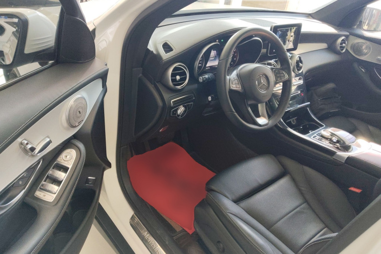 奔驰GLC 2016款 GLC 200 4MATIC中控内饰20