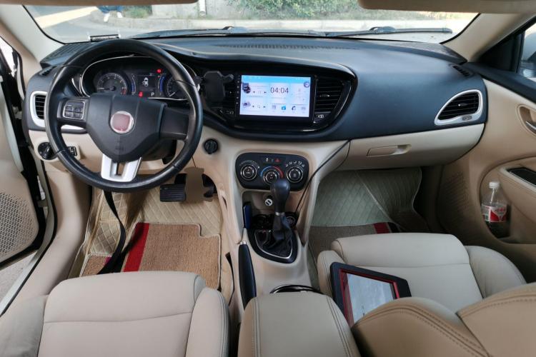 菲亚特 菲翔 2012款 1.4T 自动劲享版中控内饰12