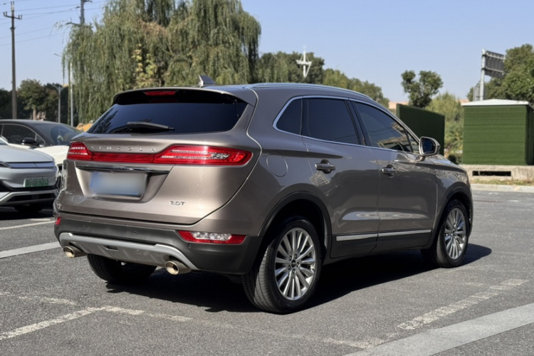 林肯MKC 2019款 2.0T 两驱尊享版 国VI车身外观6001