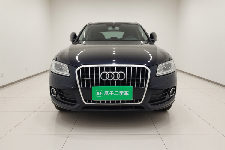 奥迪Q5 2016款 40 TFSI 技术型车身外观2