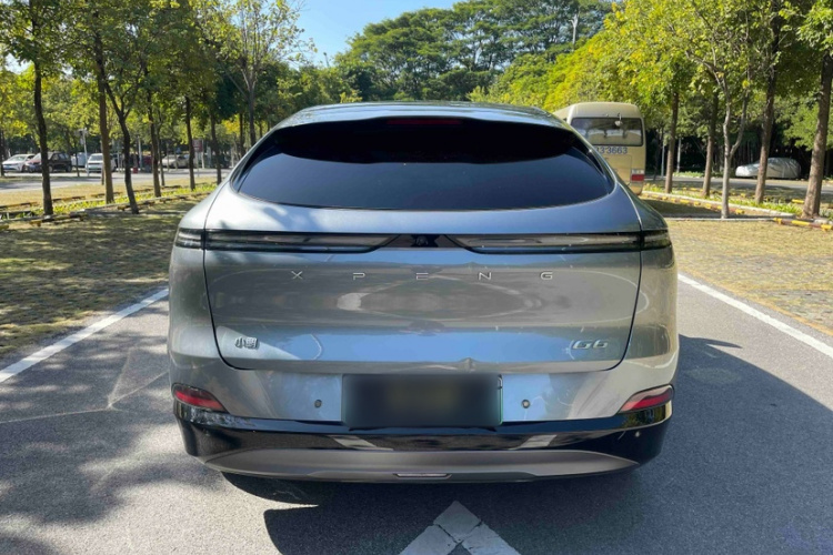 小鹏G6 2023款 755 超长续航 Pro车身外观6005