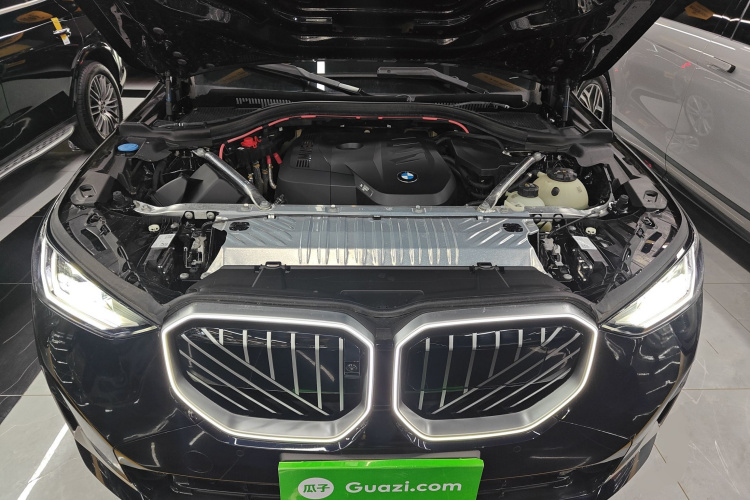 宝马X3 2025款 xDrive25L 豪华套装机舱底盘24
