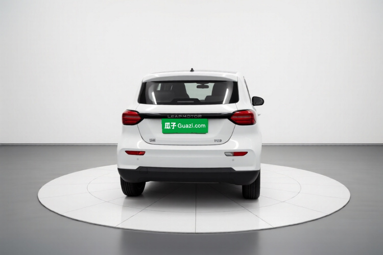 零跑汽车 零跑T03 2025款 310舒享版车身外观6