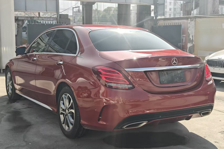 奔驰C级 2015款 改款 C 180 L 运动型车身外观6005