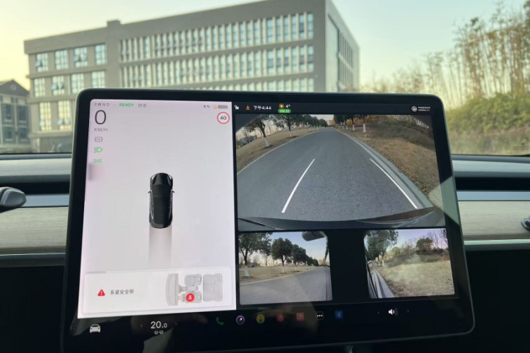 特斯拉 Model 3 2019款 标准续航后驱升级版中控内饰7006