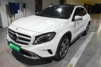 奔驰GLA 2016款 GLA 220 4MATIC 豪华型
