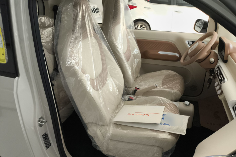 五菱汽车 宏光MINIEV 2024款 第三代 215km 青春版局部细节41