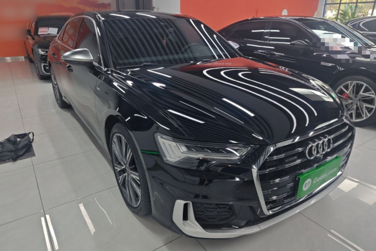 奥迪A6L 2024款 55 TFSI quattro 尊享动感型车身外观3