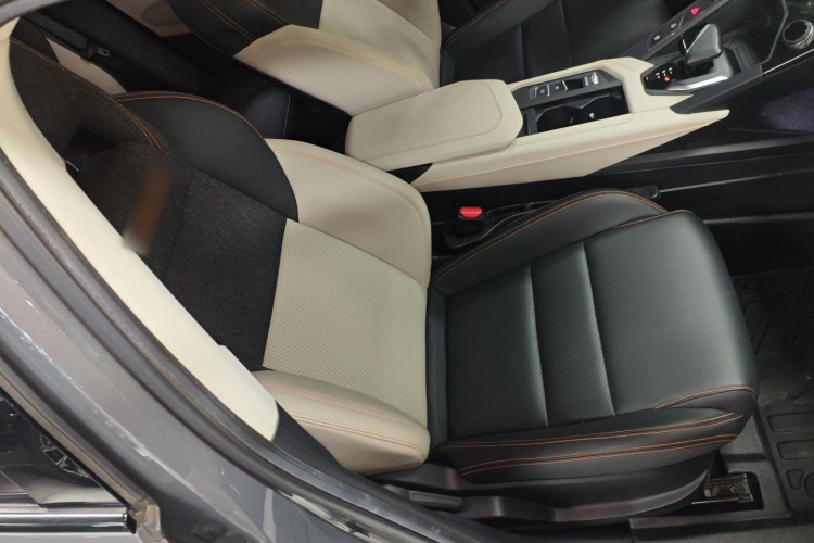 领克06 EM-P 2020款 PHEV Plus局部细节41