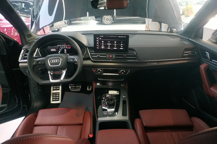 奥迪Q5L 2025款 45 TFSI 豪华动感型中控内饰12