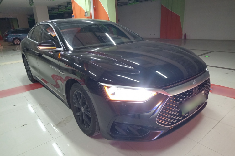 比亚迪 汉 2024款 DM-i 荣耀版 121KM 尊贵型车身外观6002