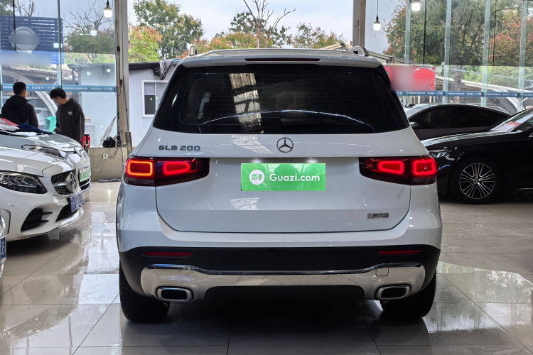 奔驰GLB 2021款 GLB 200 动感型车身外观6003