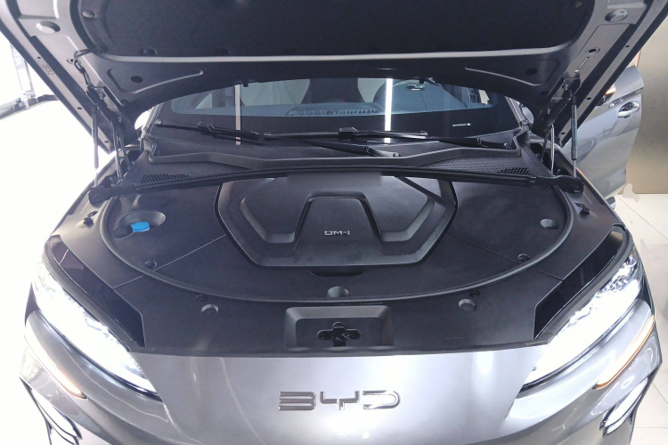 比亚迪 宋PLUS新能源 2023款 冠军版 DM-i 150KM 旗舰PLUS 5G局部细节24